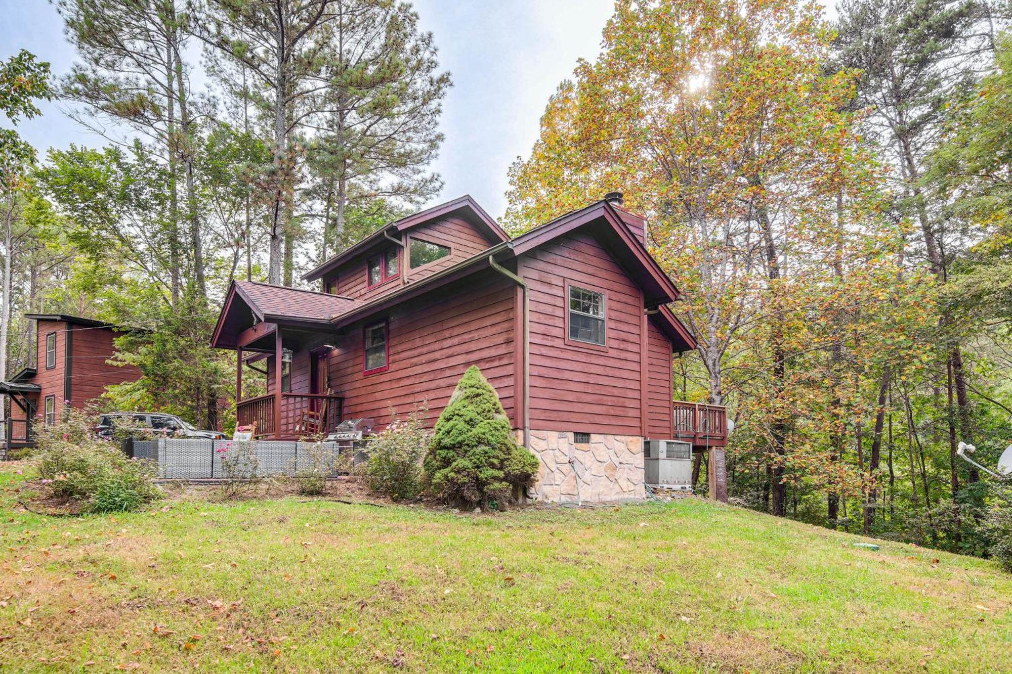 Pet-Friendly Sevierville Rental With Private Hot Tub Bagian luar foto
