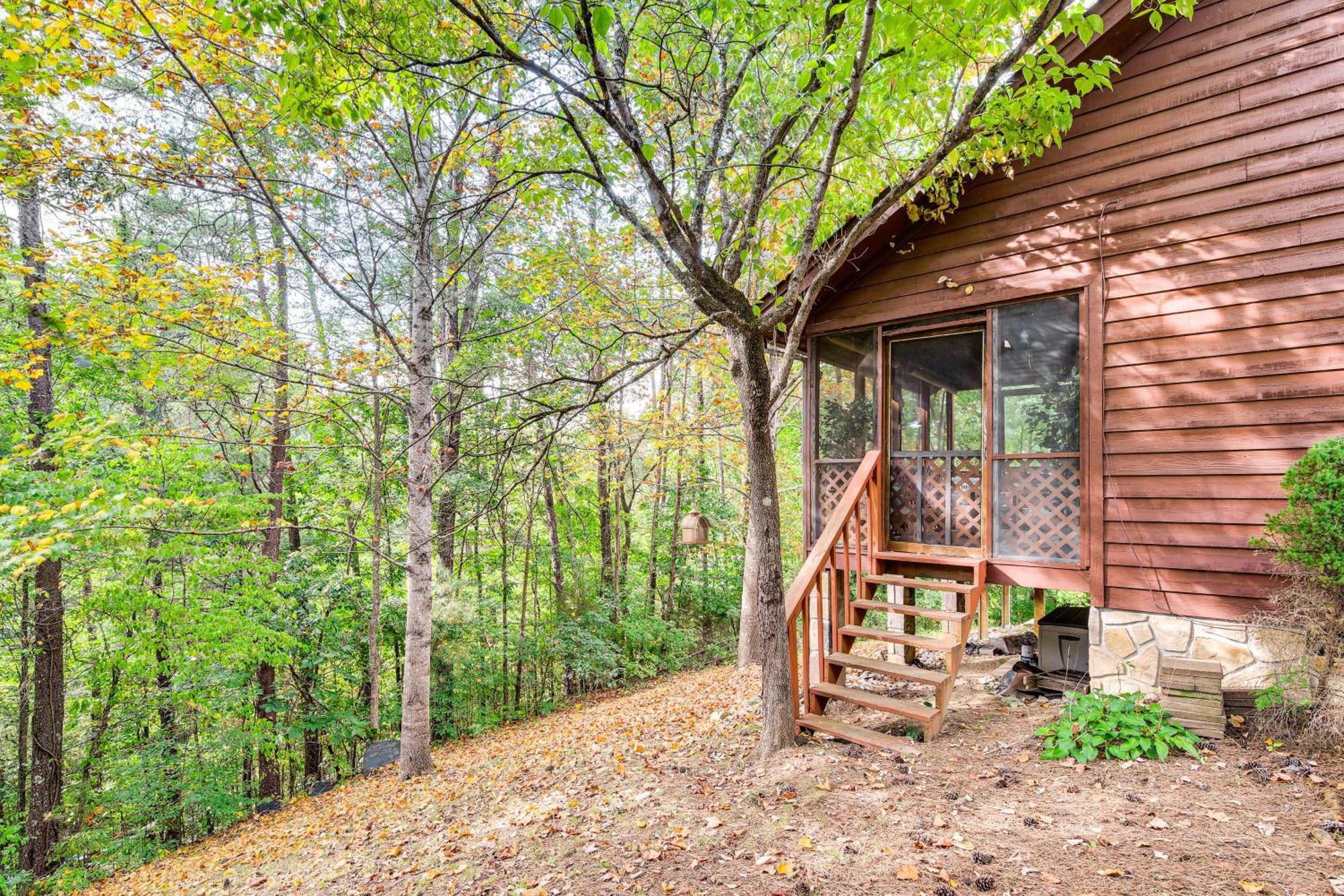 Pet-Friendly Sevierville Rental With Private Hot Tub Bagian luar foto