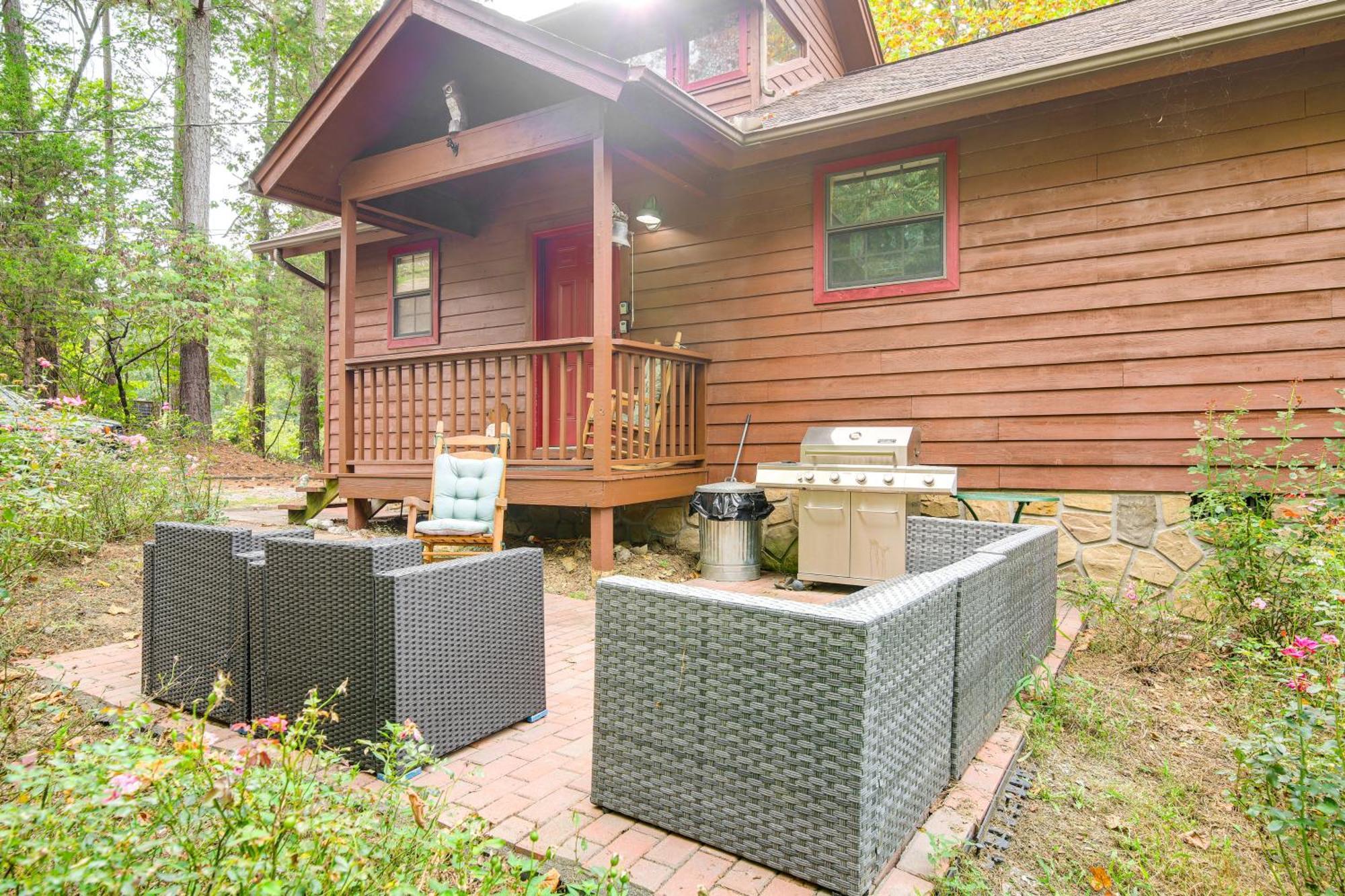 Pet-Friendly Sevierville Rental With Private Hot Tub Bagian luar foto