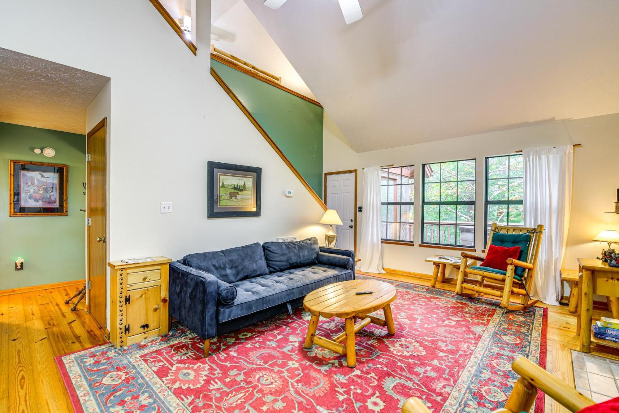 Pet-Friendly Sevierville Rental With Private Hot Tub Bagian luar foto